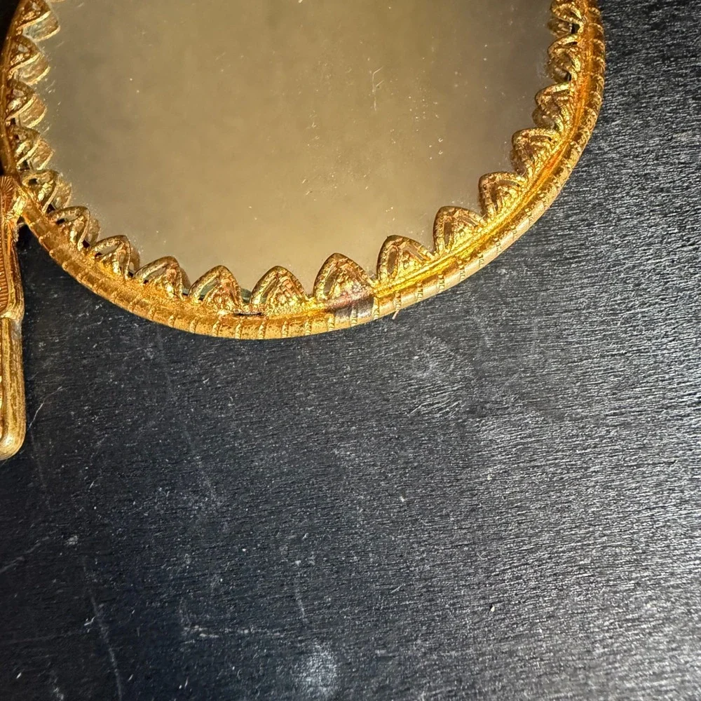 N/A vintage gold